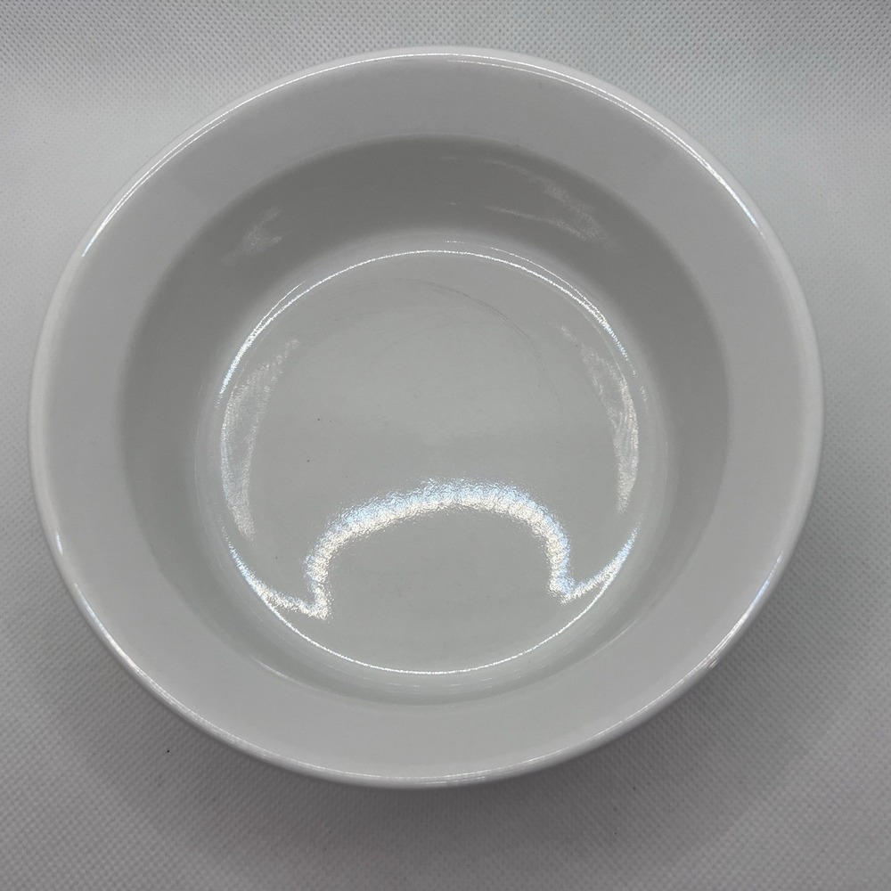 CorningWare French White 16 oz Round Casserole Dish w/ Plastic Storage Lid - Picture 5 of 6